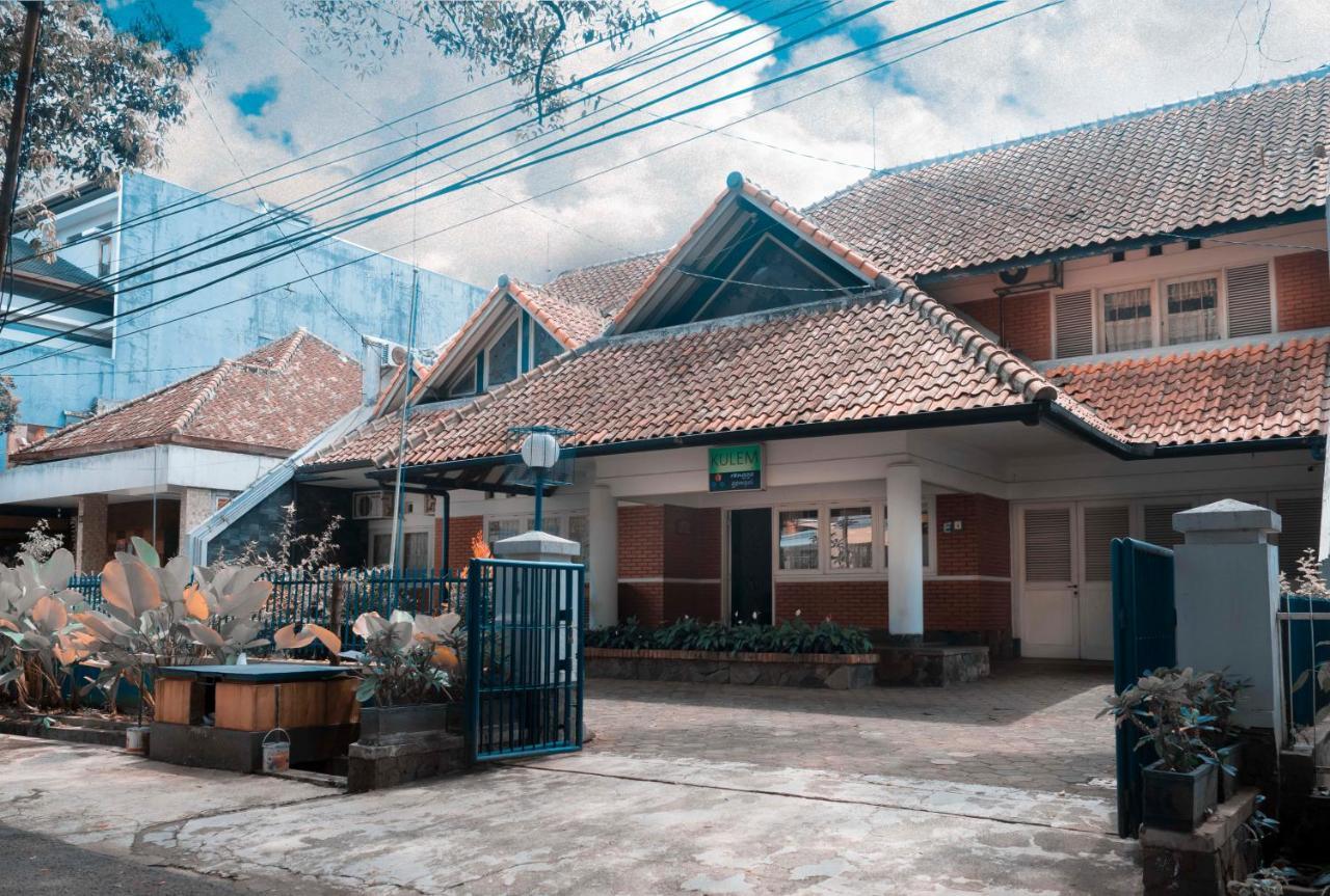 Hotel Kulem Gempol Bandung Esterno foto